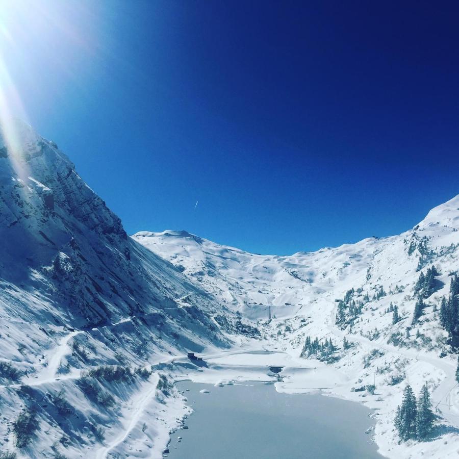 Penthouse Apartment 28m² in Avoriaz right next to 3 ski lifts, lake view Buitenkant foto