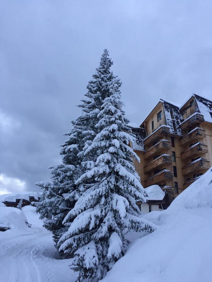 Penthouse Apartment 28m² in Avoriaz right next to 3 ski lifts, lake view Buitenkant foto